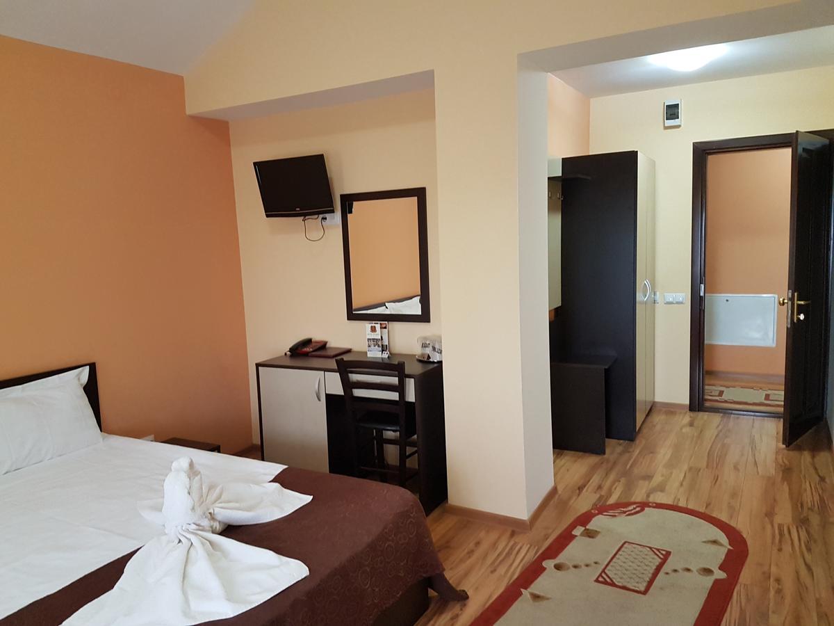 Motel Imperial Roman Esterno foto