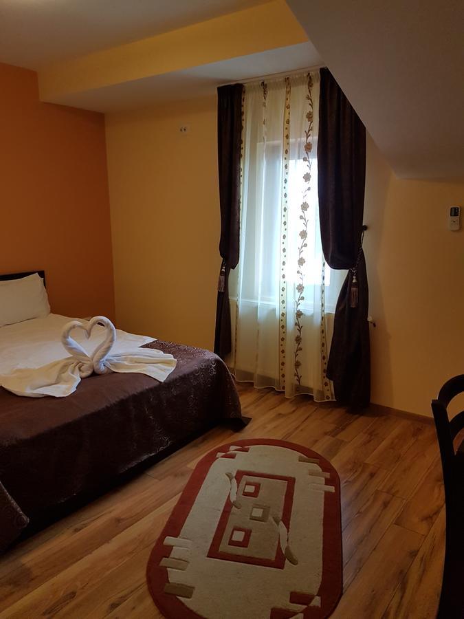 Motel Imperial Roman Esterno foto