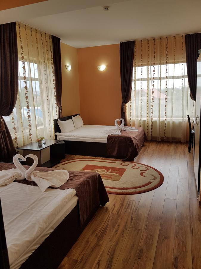 Motel Imperial Roman Esterno foto
