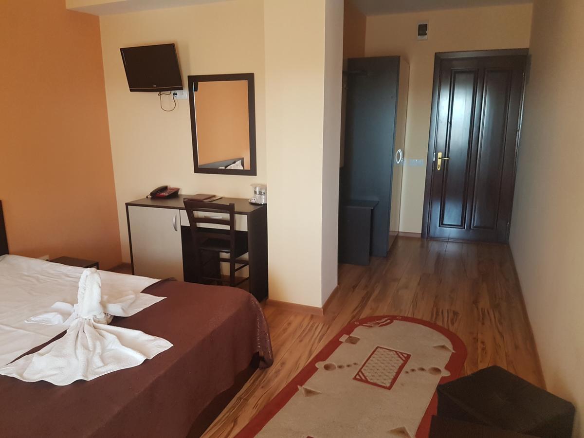 Motel Imperial Roman Esterno foto