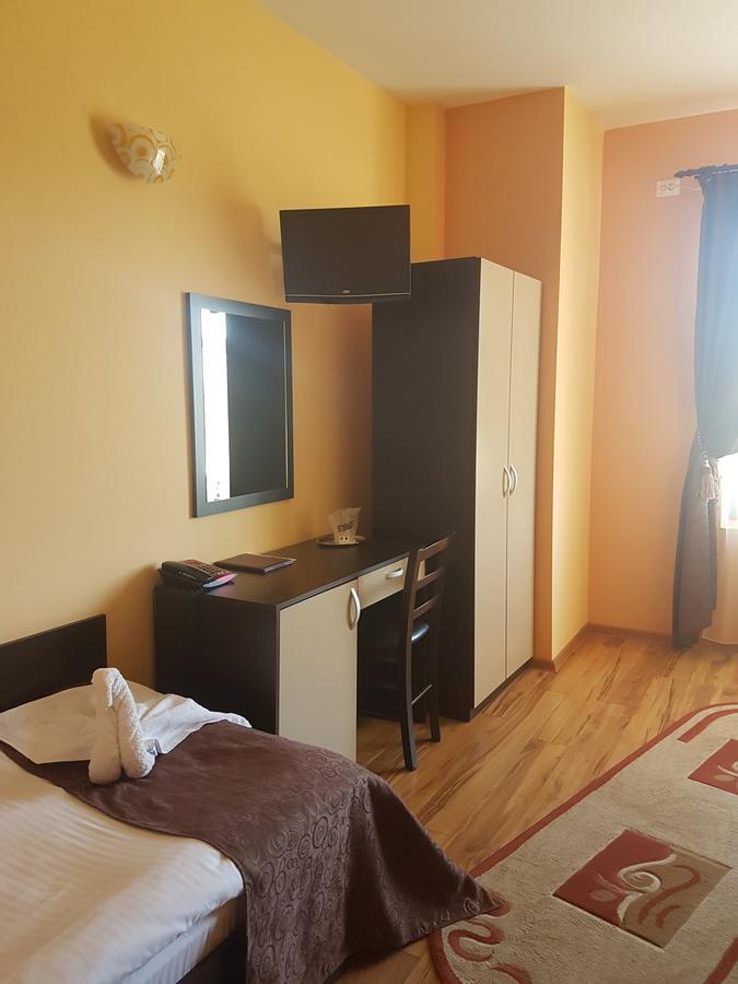 Motel Imperial Roman Esterno foto